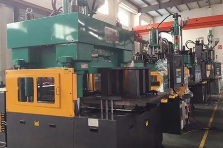 伺服節能精密注塑機多少錢一臺？至少3萬元以上！