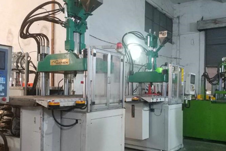 立式高速注塑機(jī)如何控制溫度?掌握這四點(diǎn)!