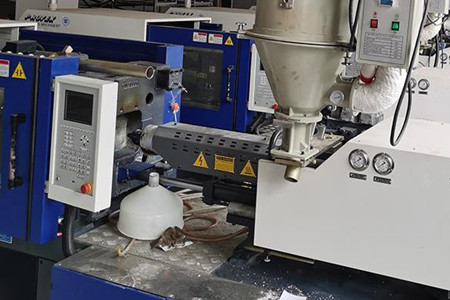 購買果筐注塑機的三要素，你知道嗎？